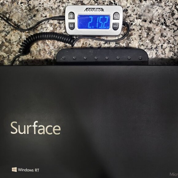 Microsoft Surface Tablet 32GB Windows RT 1516 Dark Titanium NIB Sealed - Picture 8 of 12